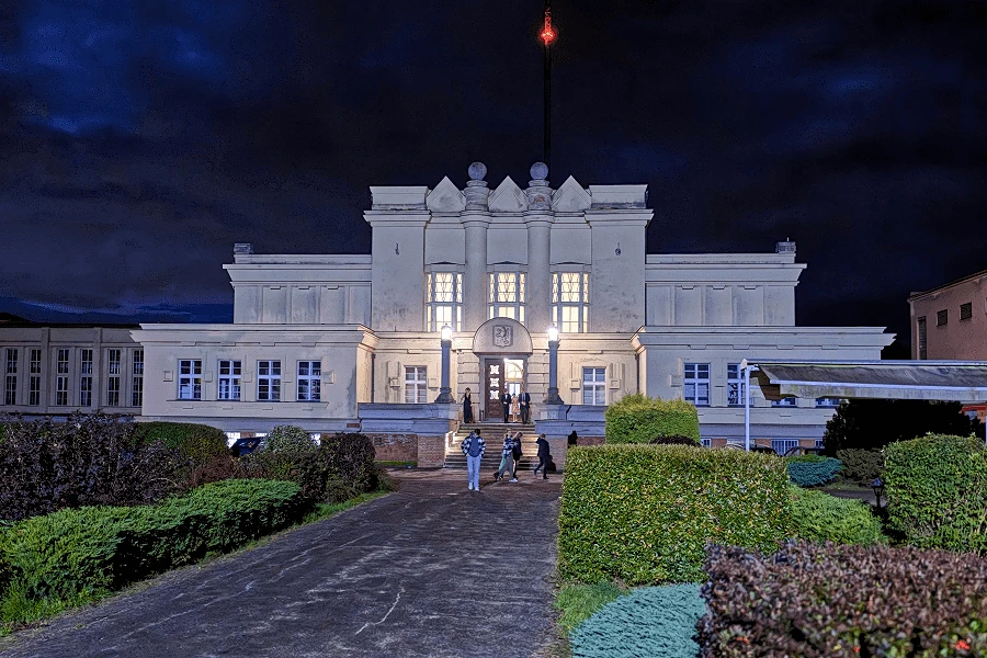 Radiostanice Poděbrady se proměnila v multifunkční centrum